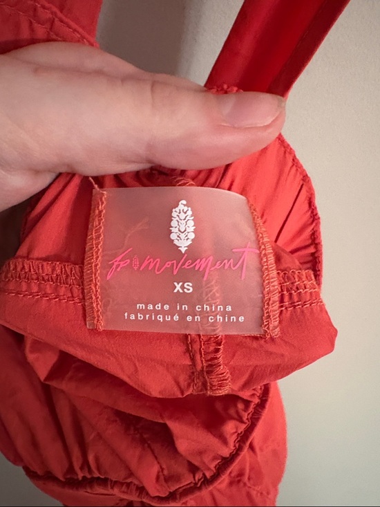 NEW FP Movement Noiseless Back On Trek Shortsie Extra Small Orange - Picture 3 of 6